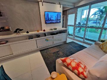 images_617967e037272