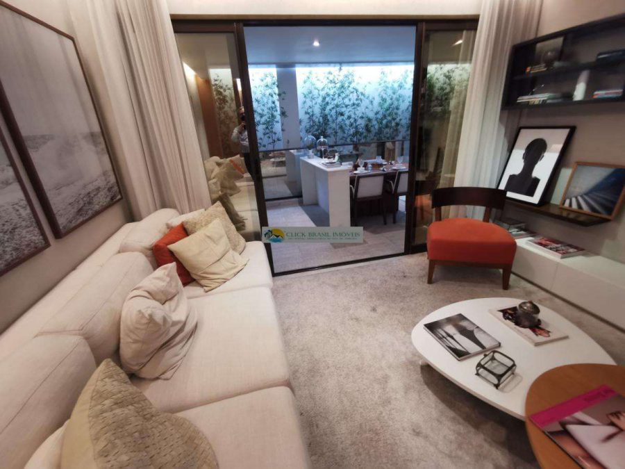 images_61796c65b0312