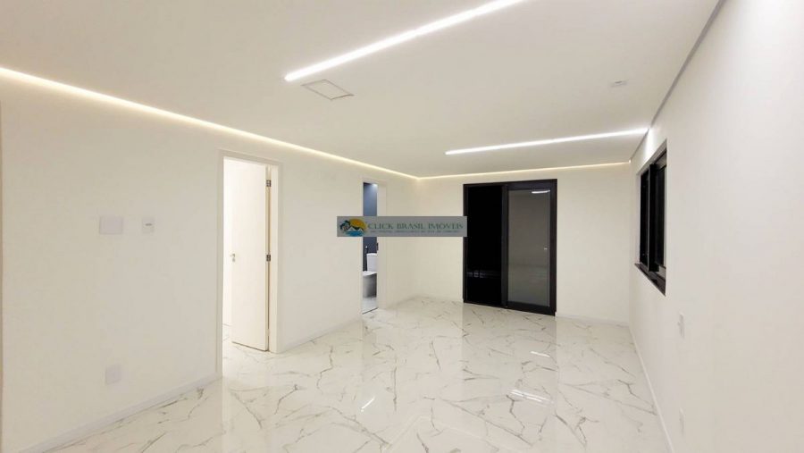 images_65a942f34b8b9